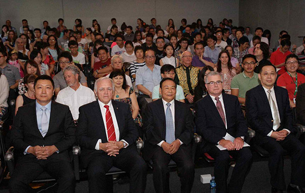 山东艺术学院李宗伟书记率队出访澳大利亚哥利菲斯大学