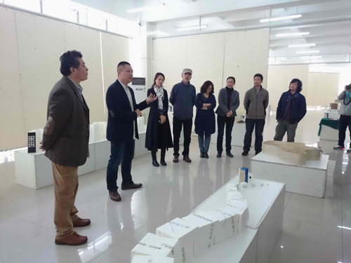 “书为嫇”—美术学院2012级美术教育专业三年级设计与制作课程汇报展开幕