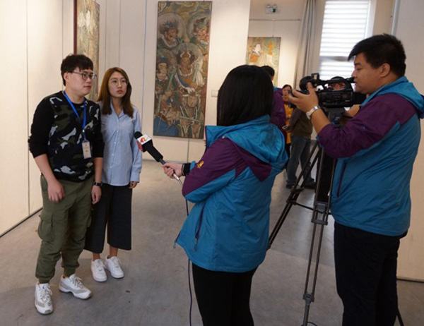 美术学院获奖师生参加永乐宫书画艺术节开幕式