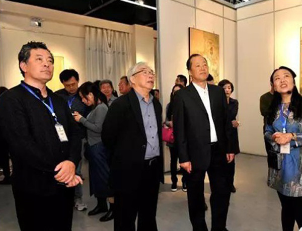 美术学院获奖师生参加永乐宫书画艺术节开幕式