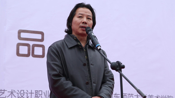 美术学院教师李忻峰作品展开幕