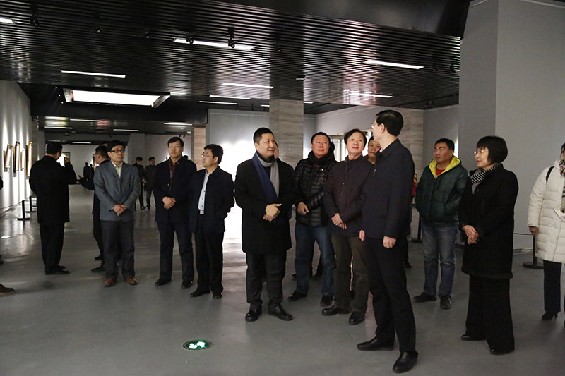 国家艺术基金2015年度传播交流推广资助项目------“新沂蒙”美术作品展在临沂市美术馆隆重开幕