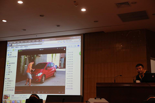 “刘勃麟艺术十年回顾”讲座在山艺长清校区图书馆报告厅举行