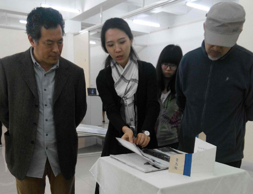 “书为嫇”—美术学院2012级美术教育专业三年级设计与制作课程汇报展开幕